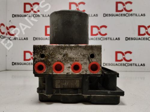 Used ABS pump RENAULT SCÉNIC II (JM0/1_) [2003-2010]  17411614