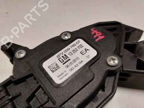 Pedal OPEL ASTRA J (P10)  | BP25833767I4 