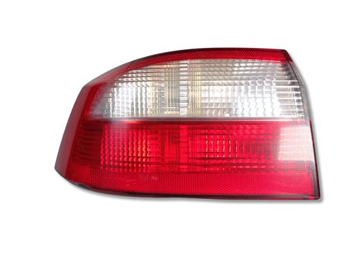 Used Left taillight Left taillight RENAULT LAGUNA II (BG0/1_) 1.6 16V (BG0A, BG0L) (107 hp) 39934512 39934512