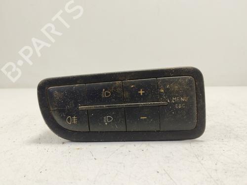 Used Headlight switch Headlight switch 39075430 39075430