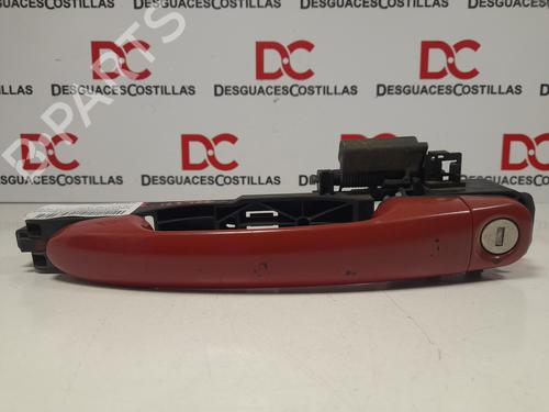 Used Front left exterior door handle FIAT STILO (192_) 1.9 JTD (192_XE1A) (115 hp) 32085685