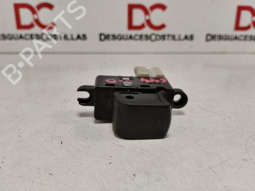 Used Right front window switch Right front window switch NISSAN MICRA III (K12) [2002-2011] 33747523 33747523