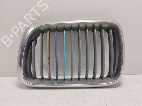 Used Grille BMW 3 Compact (E36) 316 i (102 hp) 27206575