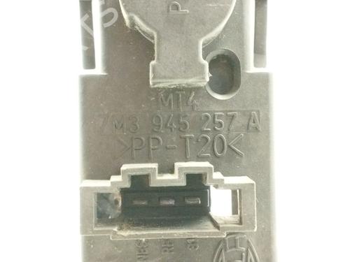 Lamp holder FORD GALAXY I (WGR) 1.9 TDI | BP17424241L10 