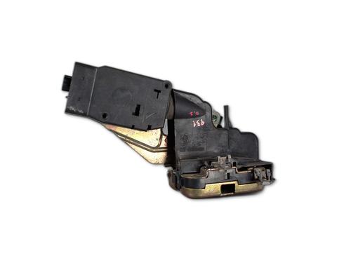 Front left lock VOLVO V40 Estate (645) 1.8 i | BP30736665C98