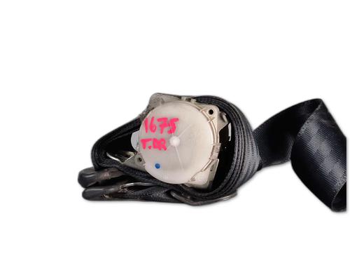 Used Rear right seatbelt Rear right seatbelt PEUGEOT 107 (PM_, PN_) 1.4 HDi (54 hp) 33794775 33794775