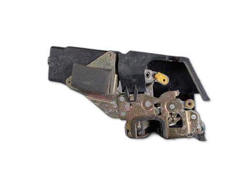 Højre bagtil lås Højre bagtil lås VOLVO S40 I (644) 1.8 i (125 hp) 36386038 36386038