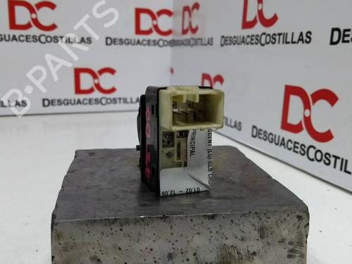 Right front window switch HYUNDAI ACCENT II (LC) 1.5 CRDi | BP17398317I26 