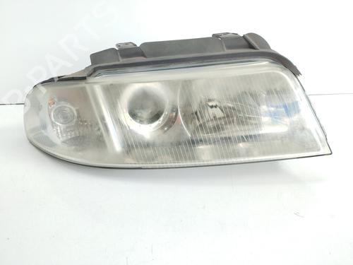 Højre forlygte AUDI A4 B5 (8D2) 1.9 TDI (110 hp) 17799538