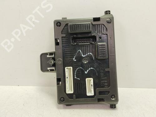 Used Electronic module RENAULT CLIO III (BR0/1, CR0/1) [2005-2014]  30194555