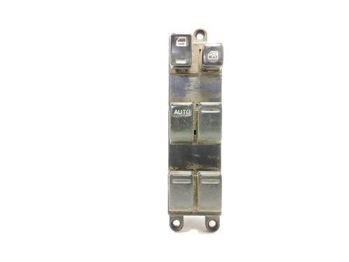 Used Left front window switch NISSAN ALMERA II (N16) 2.2 dCi (112 hp) 17424499