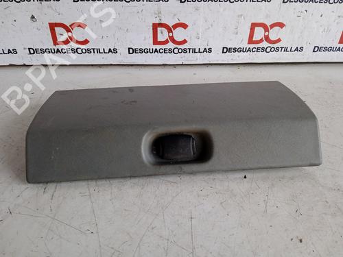 Used Glove box RENAULT TRAFIC II Platform/Chassis (EL) 1.9 dCi 100 (EL0C) (101 hp) 17419120