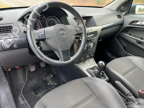 Fuse box OPEL ASTRA H (A04) 1.9 CDTI (L48) | BP39435407E1 - Image 10
