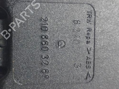 Seat buckle MERCEDES-BENZ E-CLASS (W210) E 280 (210.063) | BP24627926I32 