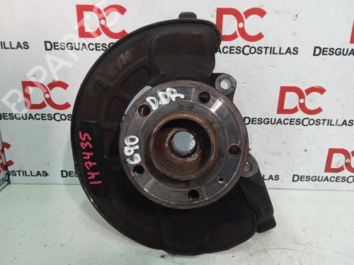 Used Right front steering knuckle VOLVO V70 I (875, 876) 2.4 Turbo (193 hp) 17414582