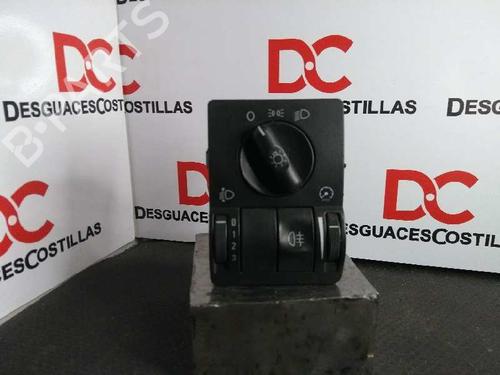 Used Headlight switch OPEL CORSA C (X01) 1.2 (F08, F68) (75 hp) 17395770