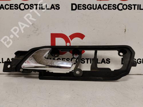Poignée intérieure avant gauche VW POLO IV (9N_, 9A_) 1.4 16V (75 hp) 32086140