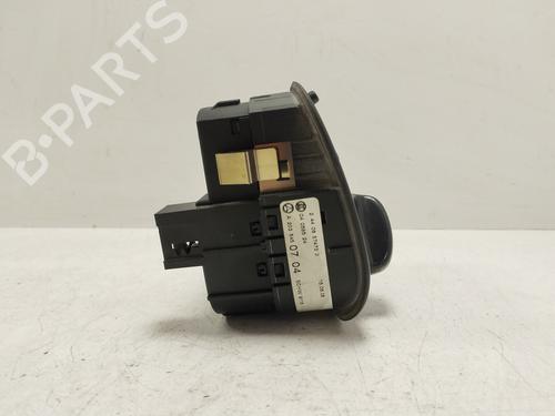 Headlight switch MERCEDES-BENZ C-CLASS (W203) C 220 CDI (203.008) | BP27702410I24 