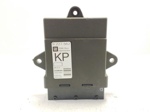 Used Comfort control module OPEL VECTRA C (Z02) 2.2 16V (F69) (147 hp) 17800112
