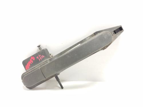 Used Rear right exterior door handle FORD FIESTA V (JH_, JD_) 1.6 TDCi (90 hp) 18479759