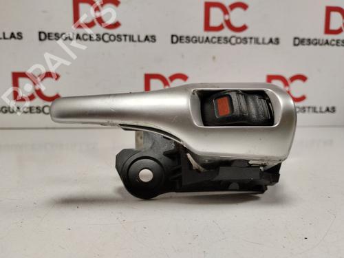 Used Front right interior door handle TOYOTA AURIS (_E15_) [2006-2012]  18127157