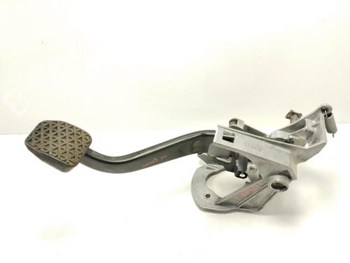 bremsepedal BMW 1 (F20) 120 d (184 hp) 24356244