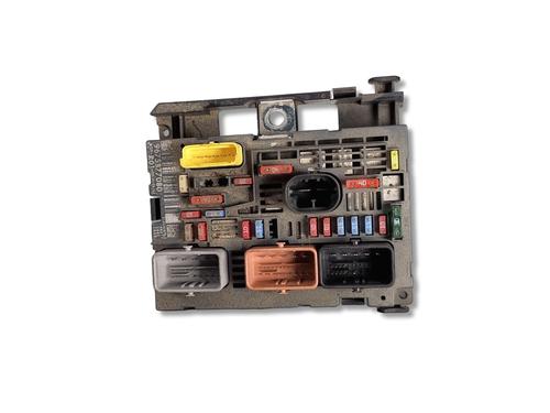 Used Fuse box Fuse box 36990121 36990121