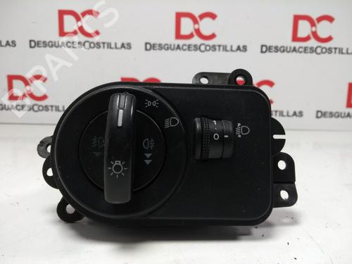 Used Headlight switch FORD FUSION (JU_) 1.4 (80 hp) 17401397