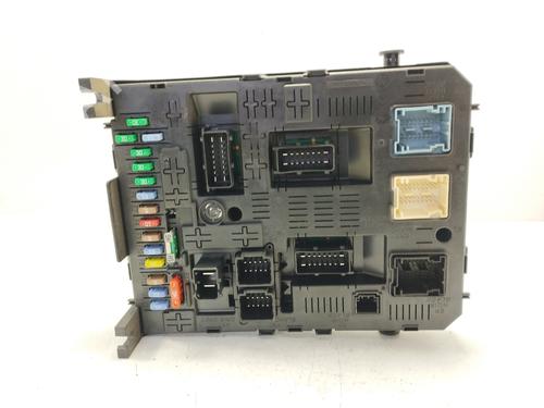 Used Fuse box CITROËN C4 I Saloon 1.6 HDi (109 hp) 30002687
