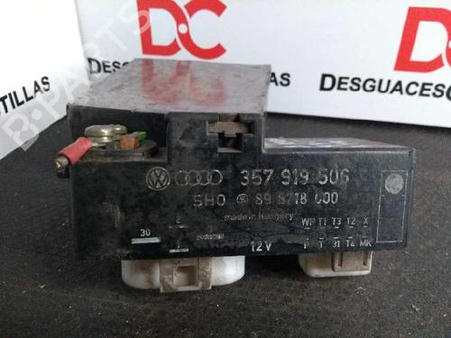 Used Fuse box Fuse box VW GOLF III (1H1) 2.0 GTI 16V (150 hp) 40102386 40102386
