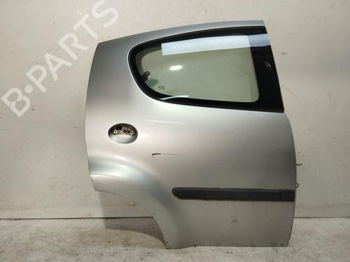 Used Right rear door Right rear door PEUGEOT 107 (PM_, PN_) 1.4 HDi (54 hp) 34612356 34612356