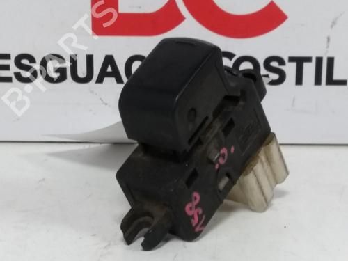 Used Right front window switch NISSAN CABSTAR (F24M, F24W) 35.13 DCI, 45.13 DCI 2.5 (F24M) (131 hp) 30922574