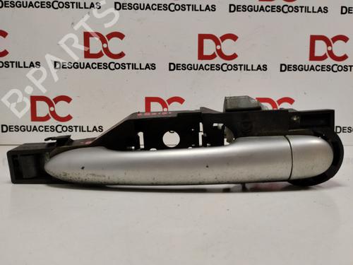Used Front right exterior door handle RENAULT CLIO III (BR0/1, CR0/1) 1.5 dCi (BR17, CR17) (86 hp) 28715357