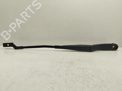 Used Front windshield wiper arm HYUNDAI i30 (FD) 1.4 (109 hp) 29316492