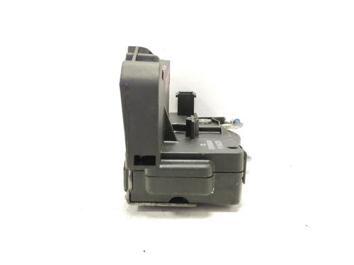 Front left lock OPEL VIVARO A Van (X83) 1.9 DTI (F7) | BP24659745C98 