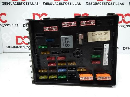Used Fuse box VW PASSAT B6 (3C2) 2.0 TDI (140 hp) 17403262