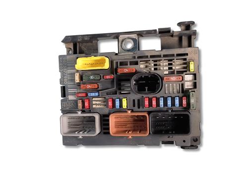 Used Fuse box Fuse box CITROËN C4 Grand Picasso I (UA_) 1.6 HDi 110 (112 hp) 39634250 39634250