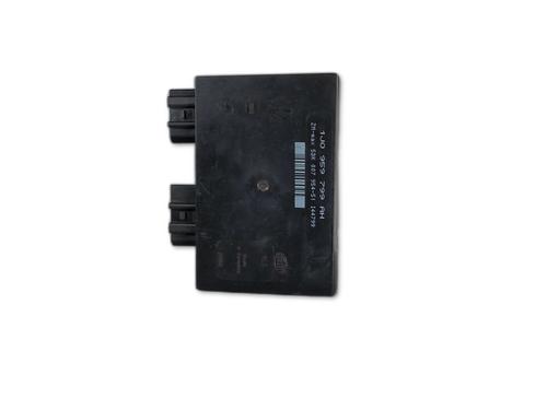 Used Electronic module VW GOLF IV (1J1) [1997-2008]  30724584