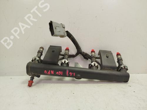 Used Injection rail CITROËN C4 Coupe (LA_) 1.6 16V (109 hp) 30838543