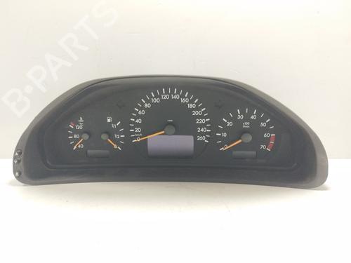 Used Instrument cluster MERCEDES-BENZ E-CLASS (W210) E 280 (210.063) (204 hp) 24627933