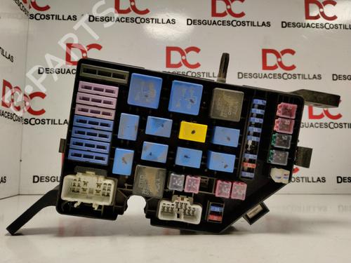 Used Fuse box HYUNDAI TUCSON (JM) 2.0 CRDi (113 hp) 17416733