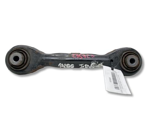 Brazo Suspension trasero derecho Brazo Suspension trasero derecho 39076244 39076244