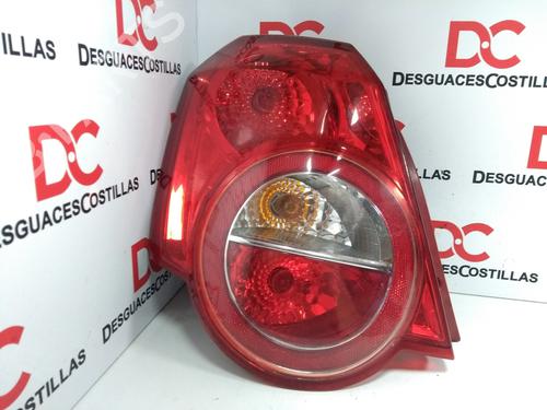 Used Left taillight CHEVROLET AVEO / KALOS Hatchback (T250, T255) 1.4 (101 hp) 17401304