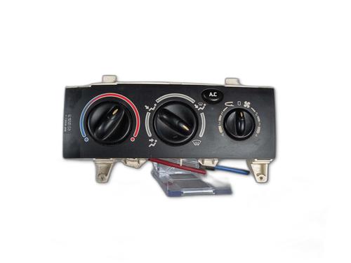 Used Climate control RENAULT MEGANE I Coach (DA0/1_) 1.9 dCi (DA05, DA1F) (102 hp) 29418741
