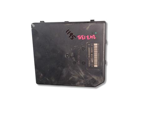 Fuse box RENAULT MEGANE III Hatchback (BZ0/1_, B3_) | BP39076704E1 - Image 2