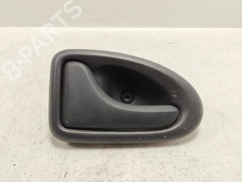 Used Rear left interior door handle Rear left interior door handle RENAULT MEGANE I (BA0/1_) 1.4 16V (BA0D, BA1H, BA0W, BA10) (95 hp) 34495749 34495749