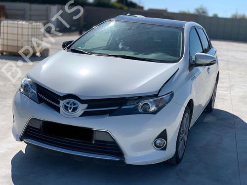 TOYOTA AURIS Estate (_E18_) 1.8 Hybrid (ZWE186_) (136 hp) 1660565