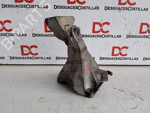 Used Engine mount BMW 3 (E90) 320 d (177 hp) 17418069