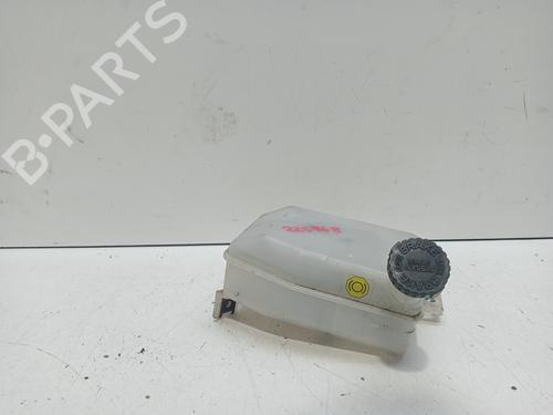 power-steering-reservoir-nissan-cabstar-f24m-f24w-2006-2007-2008-2009-2010-2011-2012-2013-31924077 main image