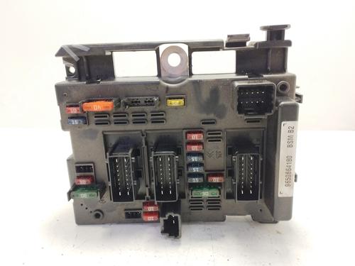 Used Fuse box PEUGEOT 206 Hatchback (2A/C) [1998-2012]  27440575
